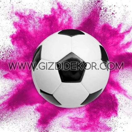 Футболна топка с розов прах за разкриване на пола