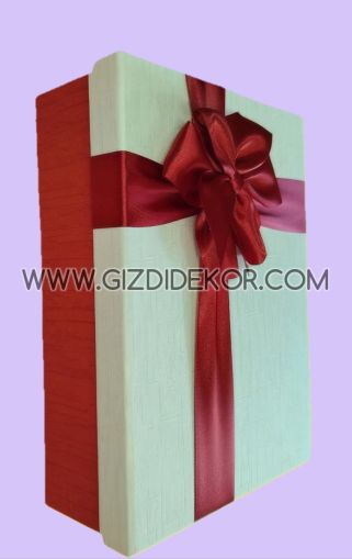Подаръчна кутия с капак и панделка 6