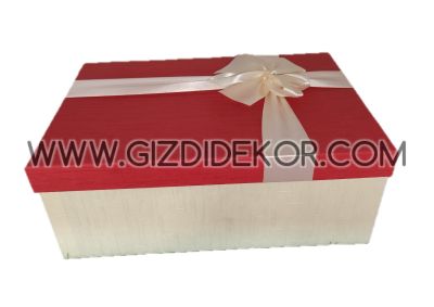 Подаръчна кутия с капак и панделка 1