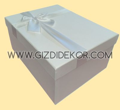 Подаръчна кутия с капак и панделка 10