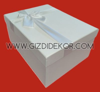 Подаръчна кутия с капак и панделка 14