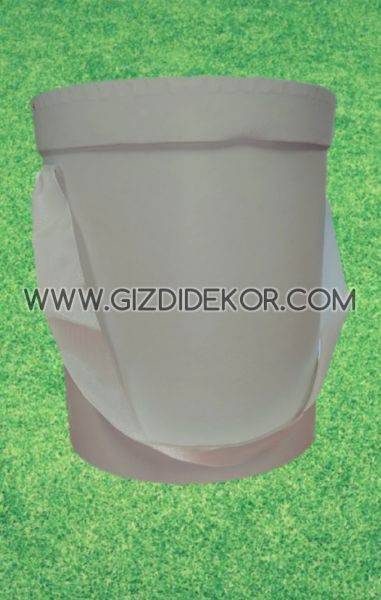 Висока бяла кръгла подаръчна кутия с капак и връзка 1